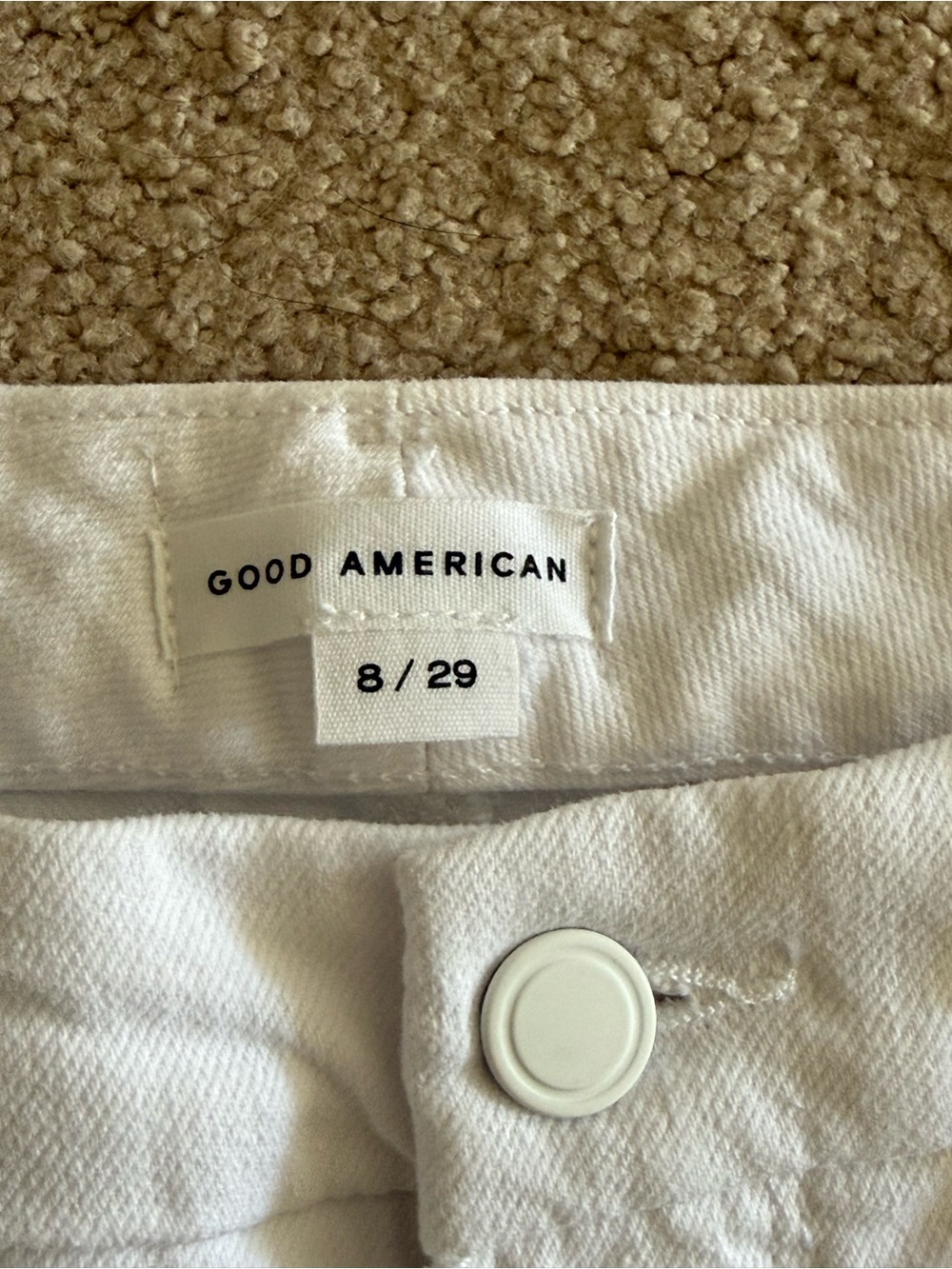 Good American Good Legs Straight White Jeans NWT Women’s Size 8/29 - Picture 4 of 8